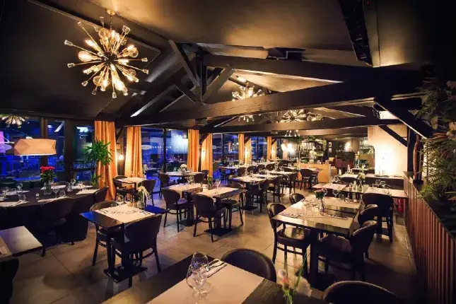 Brasserie Les Tuileries — Brasserie à Saint Andre de Bage