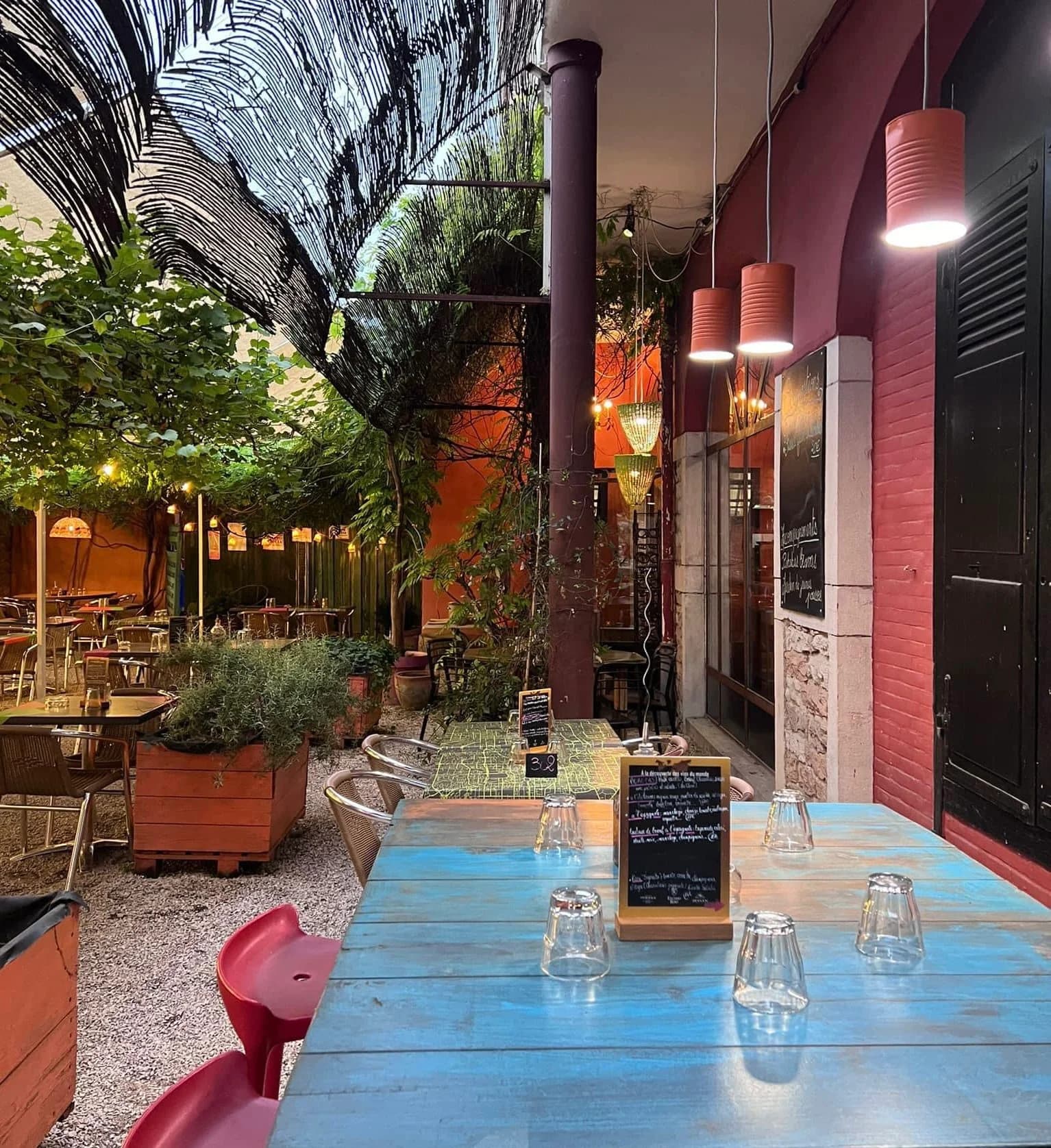 Le ponte Loco — Italien - Espagnol - Bar à Mozza à Saint Andre de Bage